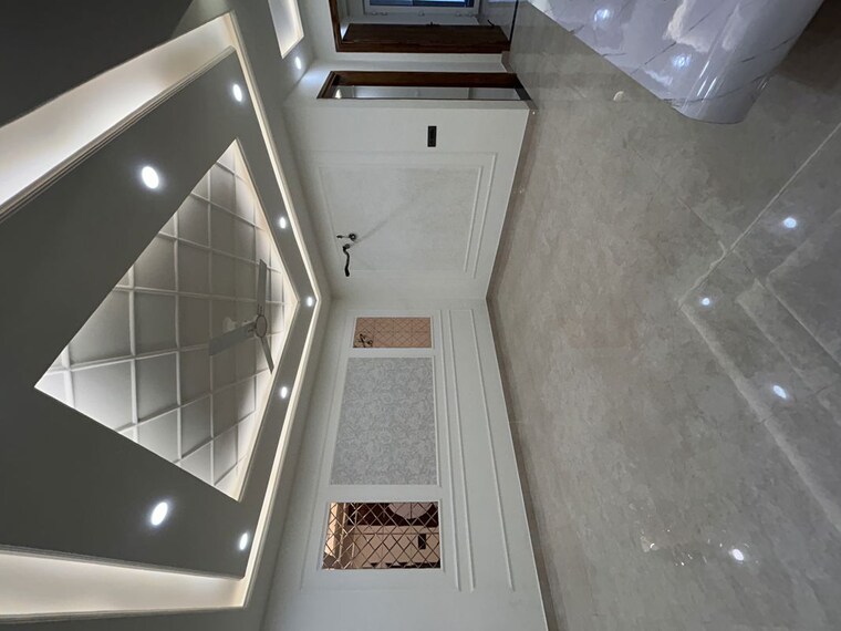 undefined, bptp-district 3 Bedroom 180 Sq.Ft. Builder Floor In Sector 81 Faridabad 10602237