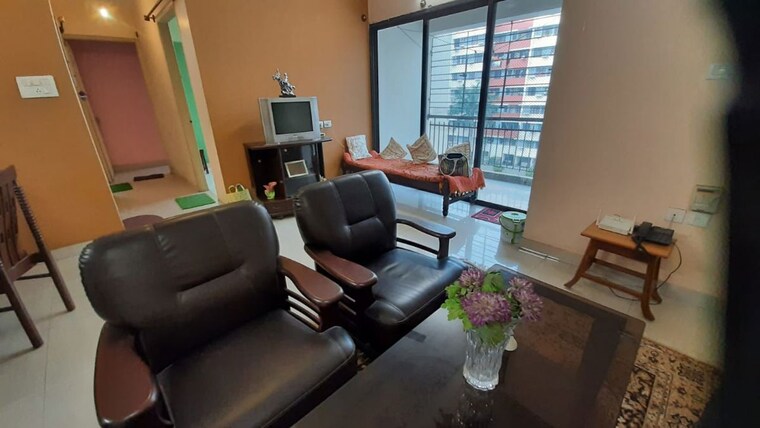 Living Room, shrachi-greenwood-sonata 3 Bedroom 1480 Sq.Ft. Apartment In Rajarhat New Town Kolkata 10602261