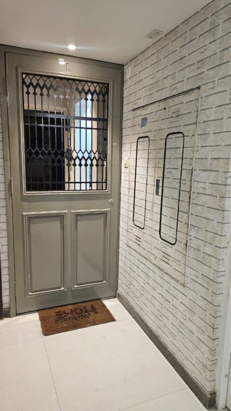Balcony, lodha-amara 2 Bedroom 800 Sq.Ft. Apartment In Kolshet Road Thane 10602289