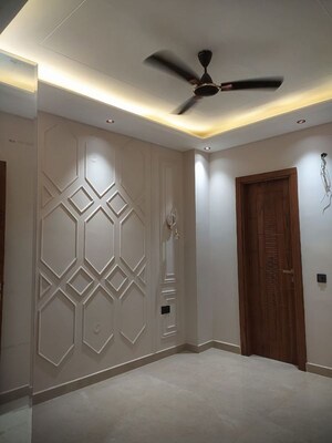 Room in 4 BHK Builder Floor at Divya Angels, Indrapuram – for Rent