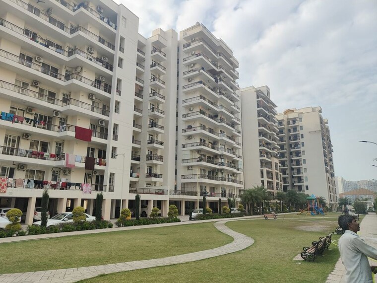 Exterior View, altura-apartments 2 Bedroom 1225 Sq.Ft. Apartment In Ghazipur Zirakpur 10602296