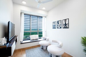 Living Room in 2.5 BHK Apartment at Oberoi Realty Woods, Goregaon East – for Sale