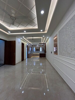 Kitchen in 3 BHK Builder Floor at BPTP District Phase 2, Sector 84 – for Sale