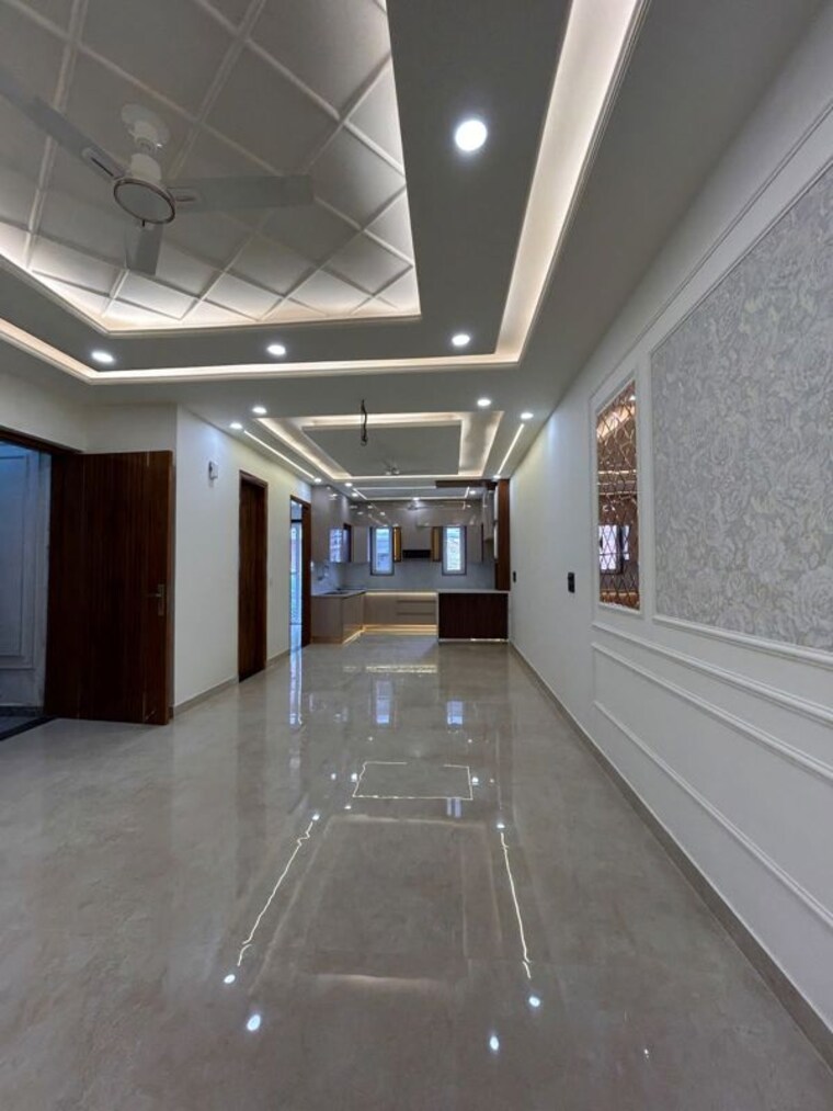 Kitchen, bptp-district-phase-2 3 Bedroom 178 Sq.Yd. Builder Floor In Sector 84 Faridabad 10602288