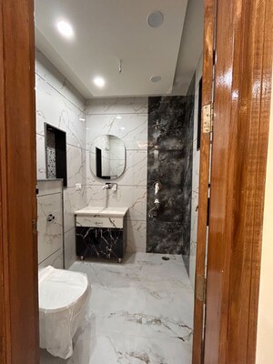 Bathroom in 3 BHK Builder Floor at BPTP District Phase 2, Sector 84 – for Sale