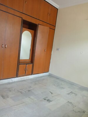 5 BHK Independent House For Rent in Sector 4