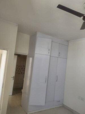 2 BHK Apartment For Rent in Mona Greens, Ghazipur