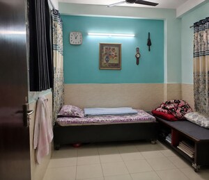 2 BHK Builder Floor For Sale in Zakir Nagar
