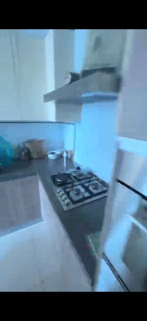 Furnished Amenities in 3.5 BHK Apartment at DLF The Primus, Sector 82a – for Sale