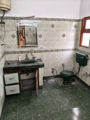 Washroom in 3 BHK Builder Floor at Naraina – for Rent