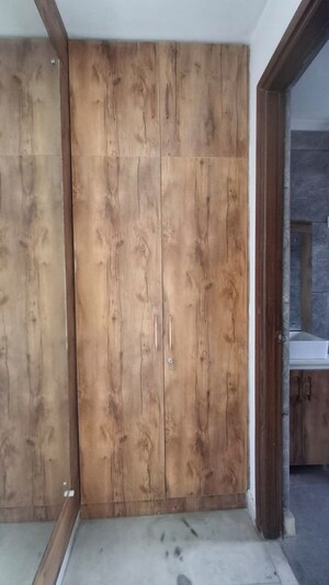 Bathroom in 3 BHK Builder Floor at Sector 42 – for Rent