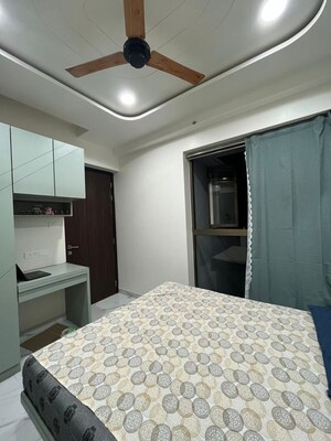 1.5 BHK Apartment For Sale in Raymond Ten X Habitat, Pokhran Road No Two