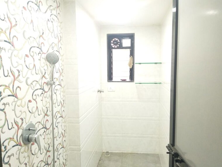 Bathroom, flower-queen 1 Bedroom 675 Sq.Ft. Apartment In Andheri West Mumbai 10602399
