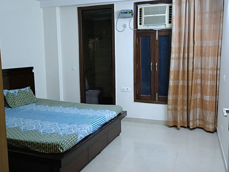 Bedroom, sector 46 3 Bedroom 3200 Sq.Ft. Builder Floor In Sector 46 Gurgaon 10602403