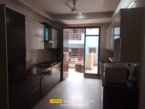 Kitchen in 3 BHK Builder Floor at Sector 46 – for Rent