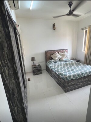 Bedroom in 2.5 BHK Apartment at Lodha Splendora, Ghodbunder Road – for Rent