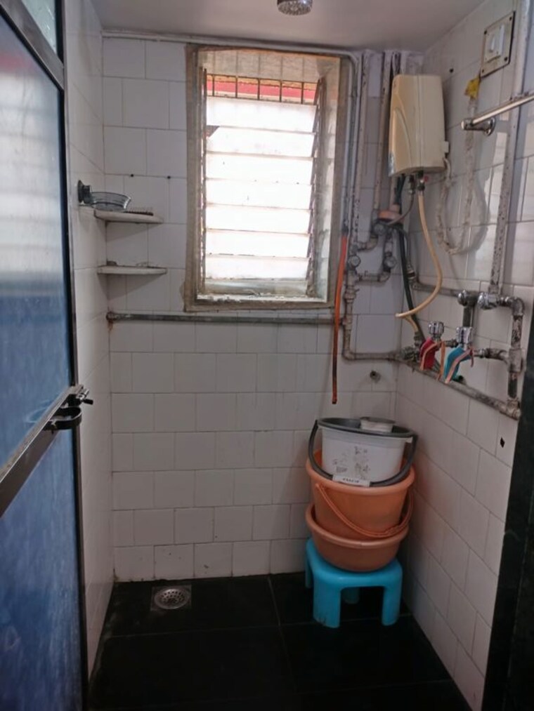 Bathroom, vrindavan-chs-thane-west 1 Bedroom 510 Sq.Ft. Apartment In Vrindavan Society Thane 10602396