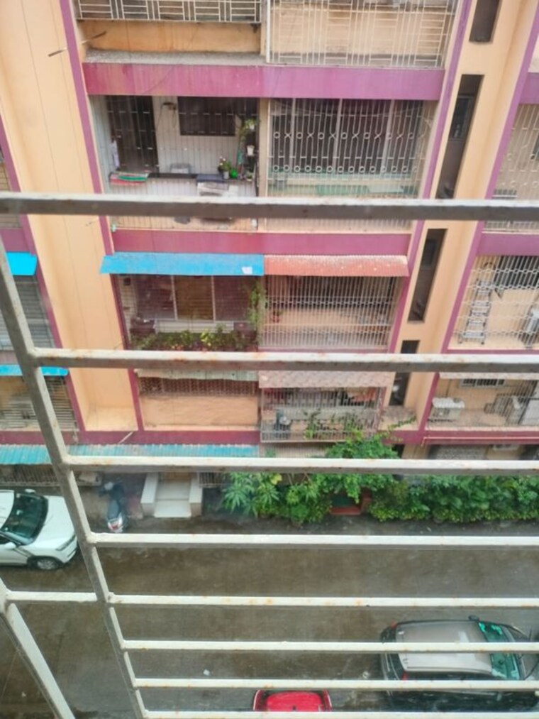 Balcony, vrindavan-chs-thane-west 1 Bedroom 510 Sq.Ft. Apartment In Vrindavan Society Thane 10602396