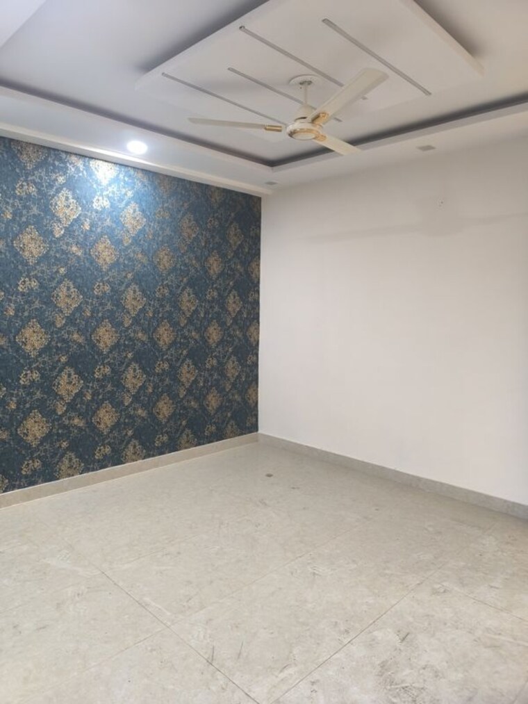 Room, sector 7 dwarka 3 Bedroom 1500 Sq.Ft. Apartment In Sector 7 Dwarka Delhi 10602421