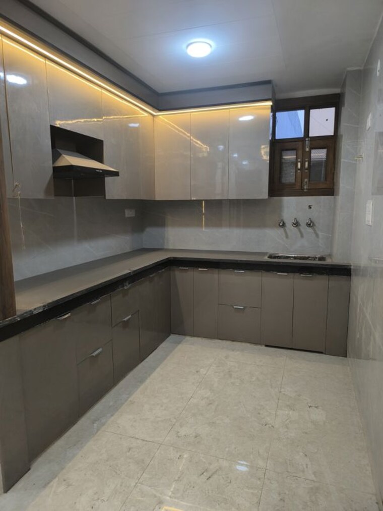 Kitchen, sector 7 dwarka 3 Bedroom 1500 Sq.Ft. Apartment In Sector 7 Dwarka Delhi 10602421