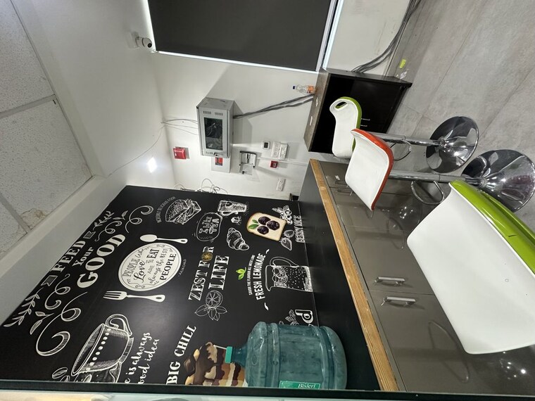 Team Area, jmd-megapolis Commercial Office Space 1000 Sq.Ft. In Sector 48 Gurgaon 10602439