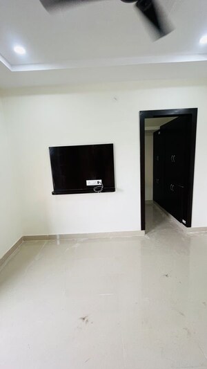 Furnished Amenities in 1 BHK Apartment at Golden Tulip Kondapur, Kondapur – for Rent