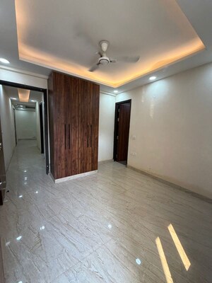 Room in 2 BHK Builder Floor at Chattarpur – for Rent