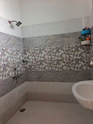 Bathroom in 2.5 BHK Builder Floor at Ardee City, Sector 52 – for Rent