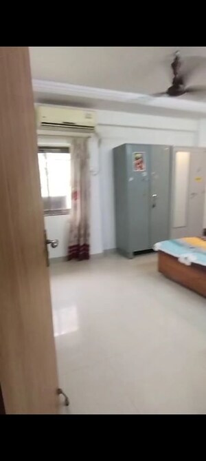 Building Lobby in 2 BHK Apartment at Andheri CHS, Andheri West – for Rent