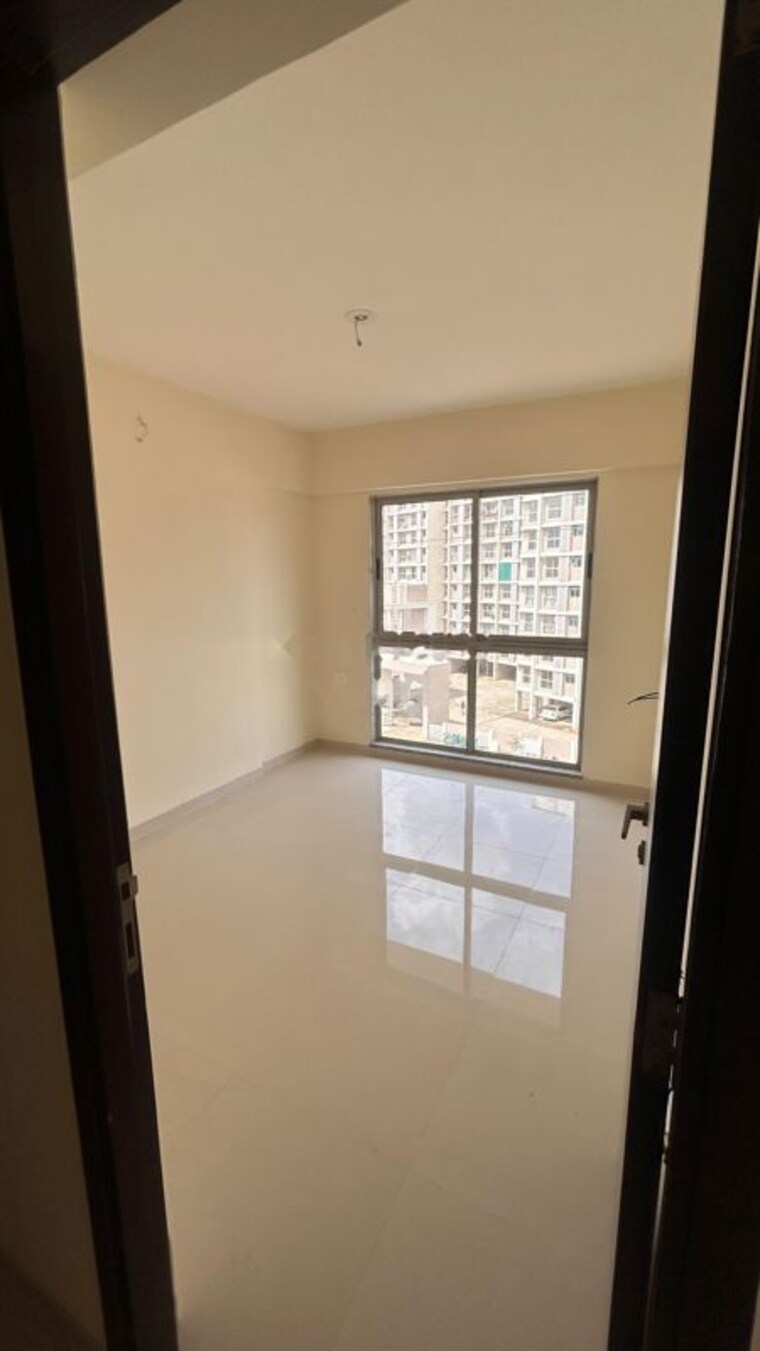 Room, lodha-crown-taloja-quality-homes 2 Bedroom 479 Sq.Ft. Apartment In Dombivli East Thane 10602557