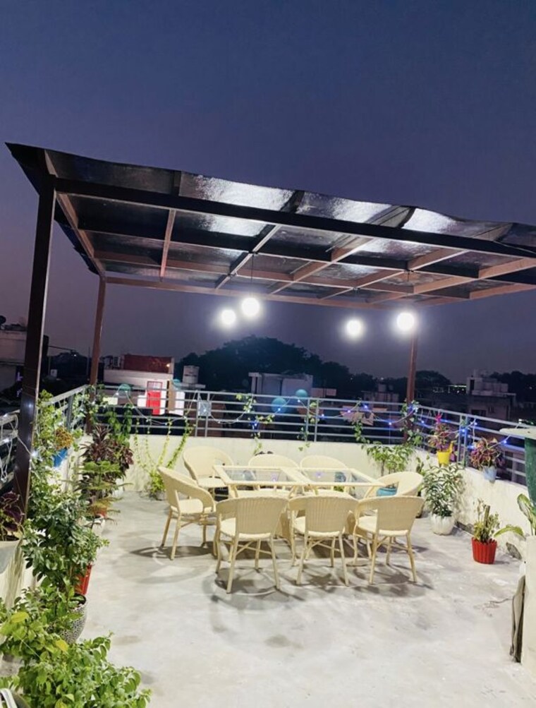 Terrace, lajpat nagar i 2 Bedroom 495 Sq.Ft. Builder Floor In Lajpat Nagar I Delhi 10602522