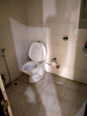 Bathroom in 4 BHK Villa at SS Aaron Ville, Sector 48 – for Sale
