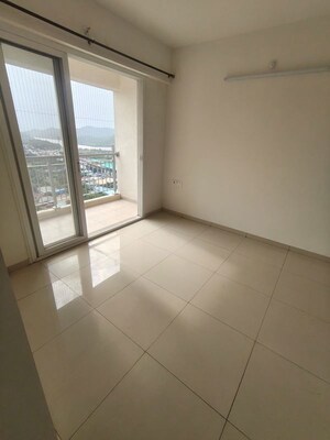 Room in 2 BHK Apartment at Godrej Emerald, Ghodbunder Road – for Rent