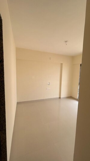 Room in 2 BHK Apartment at Lodha Crown Taloja Quality Homes, Dombivli East – for Rent