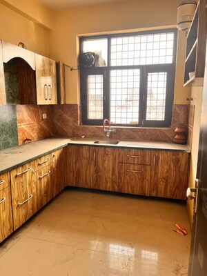 Washroom in 2 BHK Builder Floor at Ansal Plaza Sector-23, Sector 23 – for Rent