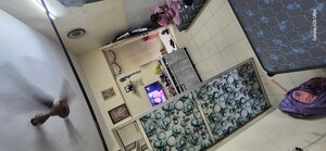 Room in 1 RK Apartment at Shankar Dham Chs, Santacruz East – for Sale