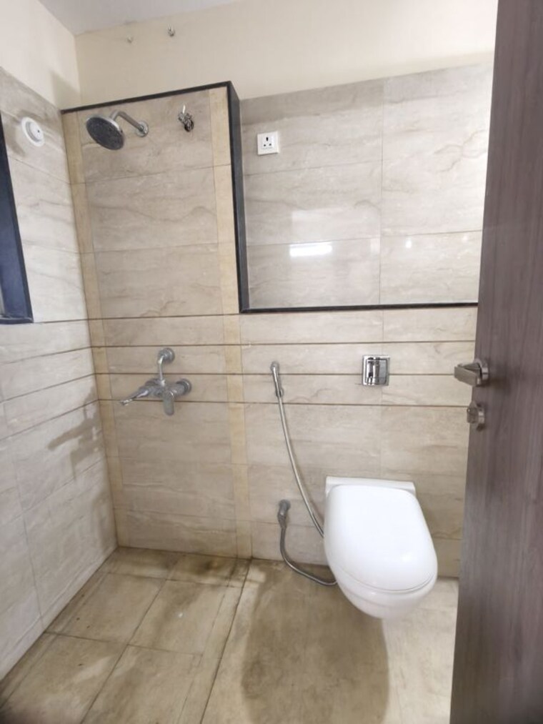 Bathroom, vertical-alcinia 3 Bedroom 1300 Sq.Ft. Apartment In Mohammadwadi Pune 10552317