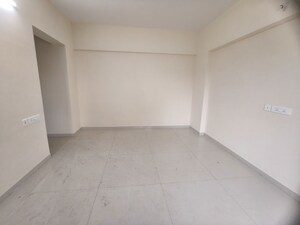 Room in 3 BHK Apartment at Vertical Alcinia, Mohammadwadi – for Rent