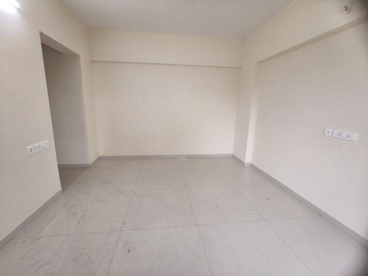 Room, vertical-alcinia 3 Bedroom 1300 Sq.Ft. Apartment In Mohammadwadi Pune 10552317