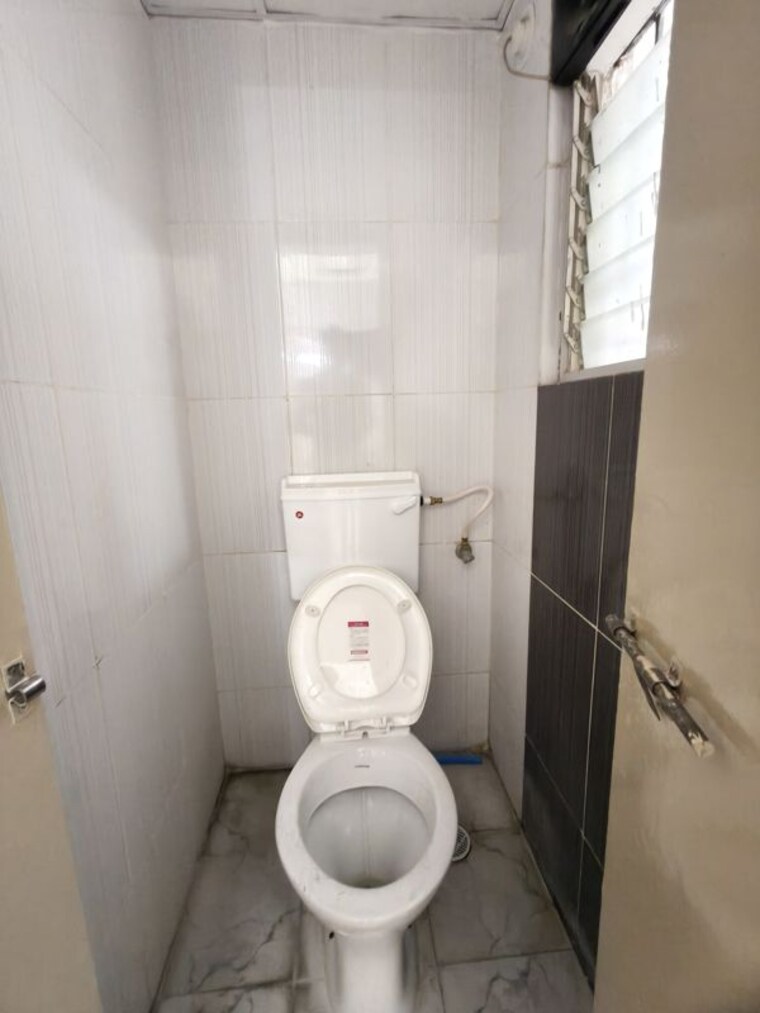 Bathroom, goel-ganga-sparsh 2 Bedroom 1100 Sq.Ft. Apartment In Undri Pune 10547410