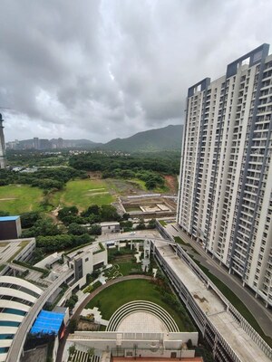 2 BHK Apartment For Rent in Godrej Emerald, Ghodbunder Road