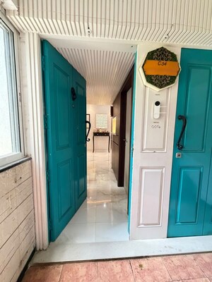 Building Lobby in 3.5 BHK Apartment at Tarapore Gardens, Andheri West – for Rent