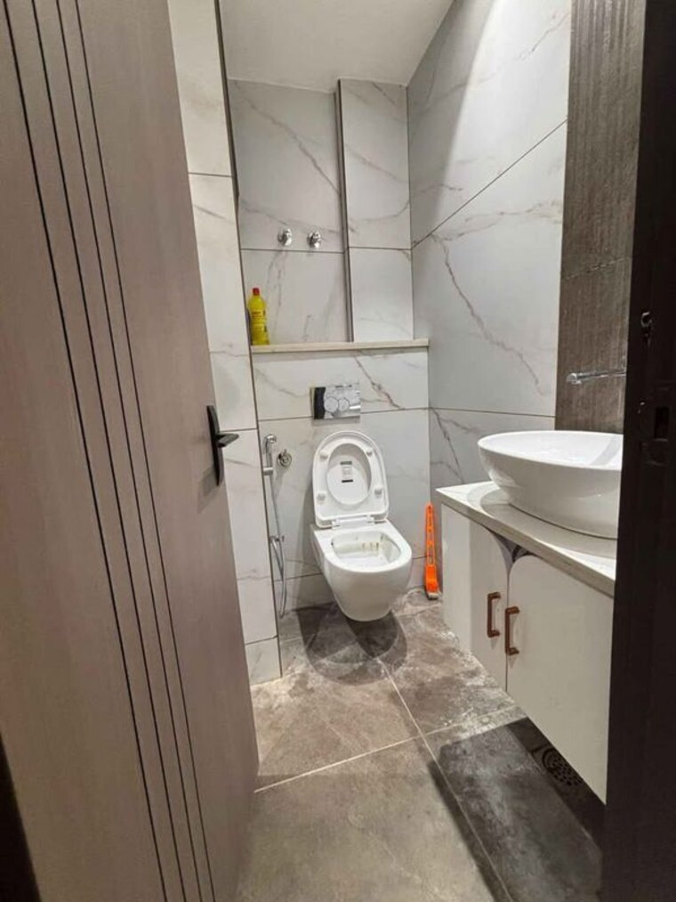 Bathroom, nawada 3 Bedroom 650 Sq.Ft. Builder Floor In Nawada Delhi 10602722