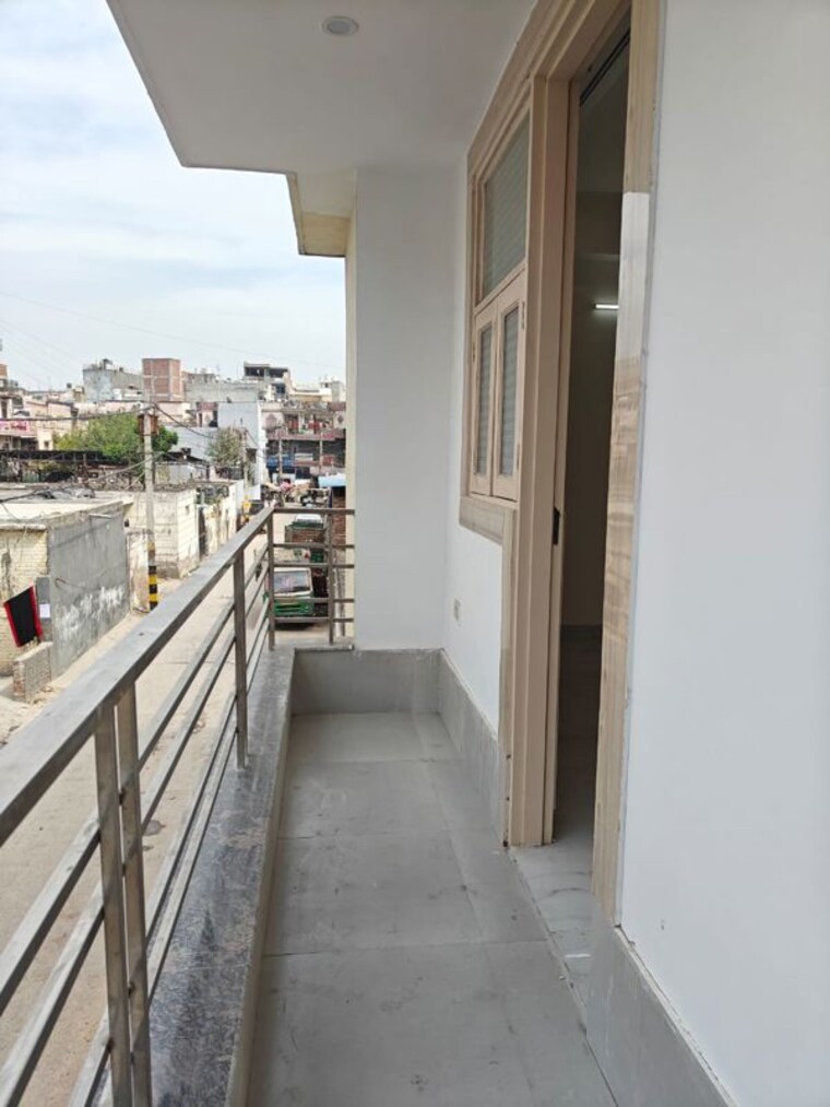 Balcony, neb sarai 2 Bedroom 850 Sq.Ft. Builder Floor In Neb Sarai Delhi 10602729