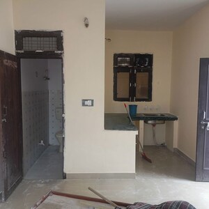 Living Room in 1 RK Independent House at Gomti Nagar – for Rent