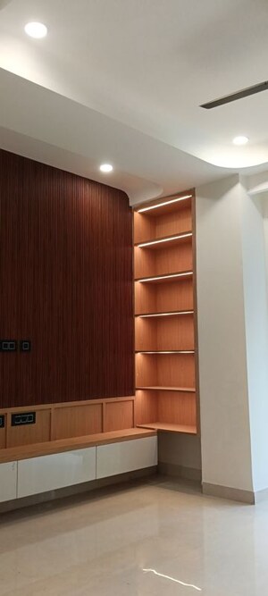 Furnished Amenities in 4 BHK Builder Floor at Sector 85 – for Sale
