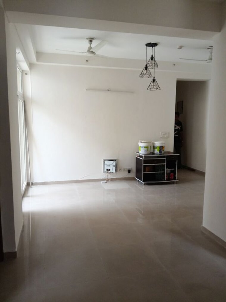 Room, mahagun-my-woods 3 Bedroom 1235 Sq.Ft. Apartment In Sector 16c Greater Noida Greater Noida 10602768