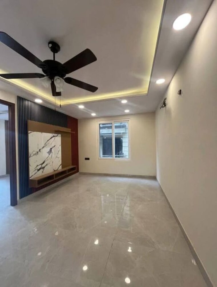 Bedroom, malviya nagar 3 Bedroom 200 Sq.Yd. Builder Floor In Malviya Nagar Delhi 10602826