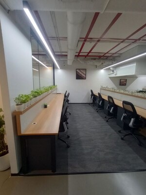  Office Space For Rent in Wadhwa Trade Centre, Santacruz East