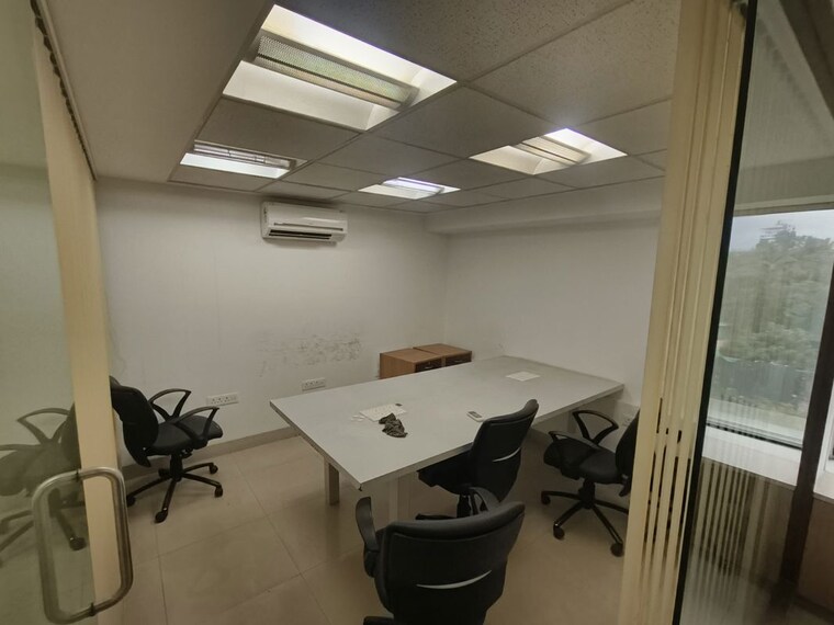 Team Area, senapati bapat road Commercial Office Space 1040 Sq.Ft. In Senapati Bapat Road Pune 10602830